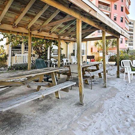 Indian Shores Cottage With Cabana - Steps To Beach! Clearwater Beach Dış mekan fotoğraf