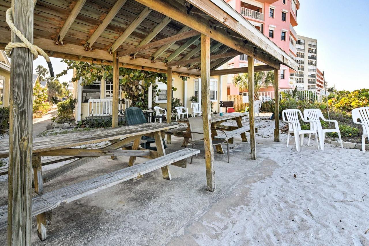 Indian Shores Cottage With Cabana - Steps To Beach! Clearwater Beach Dış mekan fotoğraf